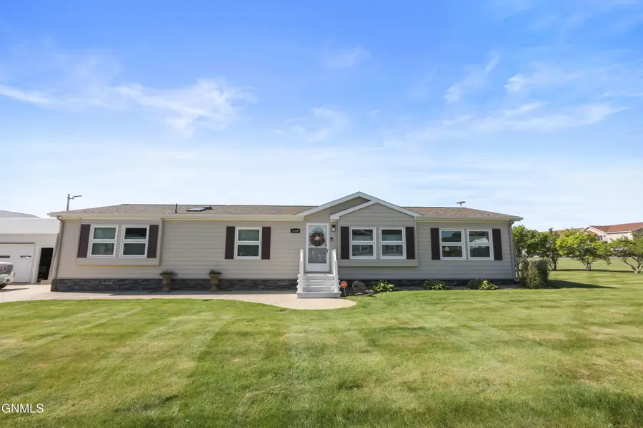 1509 46th Street W, Williston, ND 58801 - #2