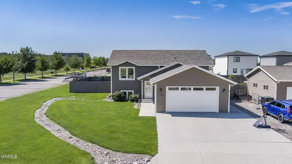 159 Dolan Drive, Lincoln, ND 58504