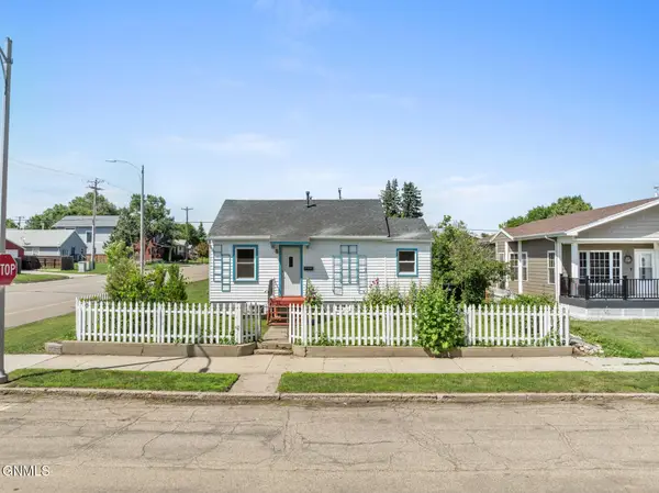 820 4th Street W, Williston, ND 58801