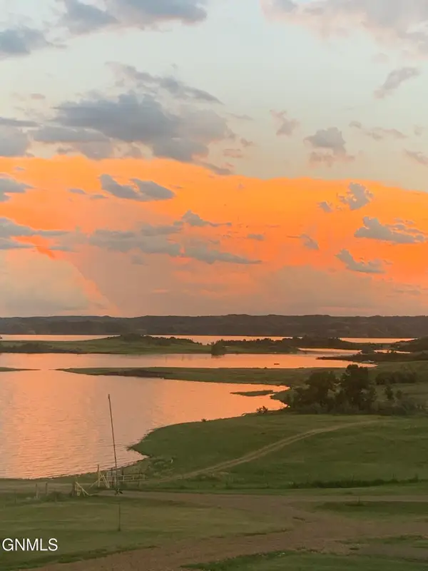 Lot 6 Lakeview Cove Association, Mandaree, ND 58757