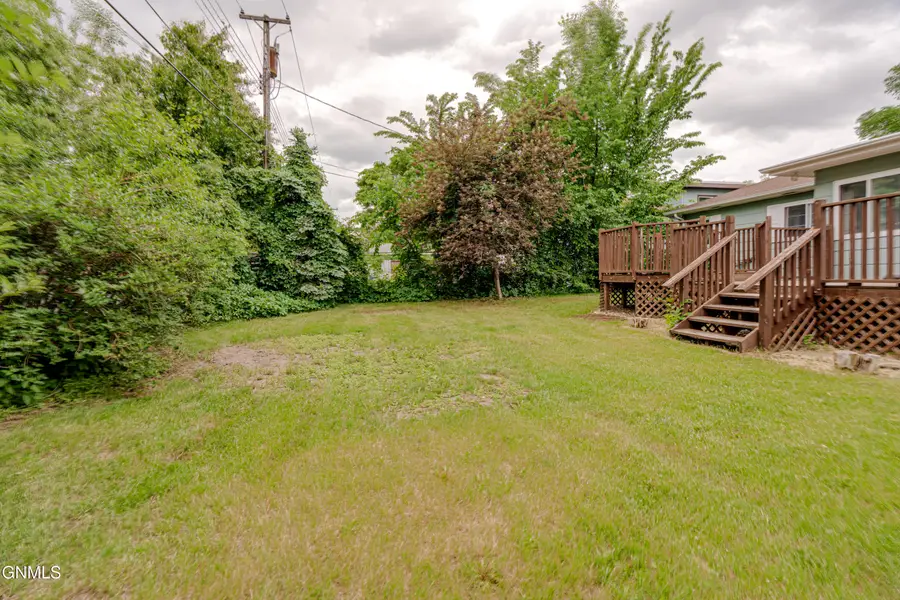 1115 Washington Street N, Bismarck, ND 58501 - #2