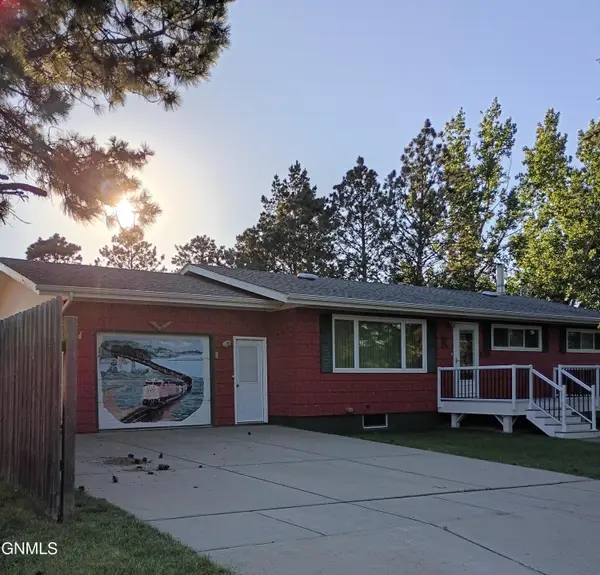310 4th S, New Salem, ND 58563