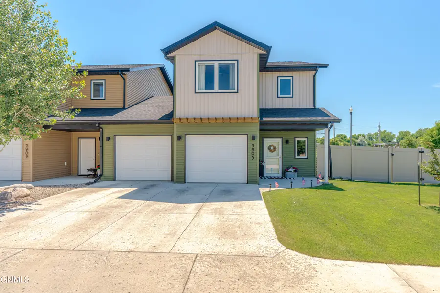3905 Leighton Drive, Bismarck, ND 58504 - #2
