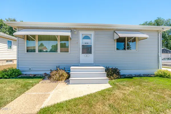 621 N 23rd Street N, Bismarck, ND 58501