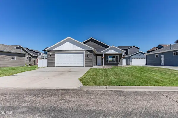 2949 Butler Street, Lincoln, ND 58504