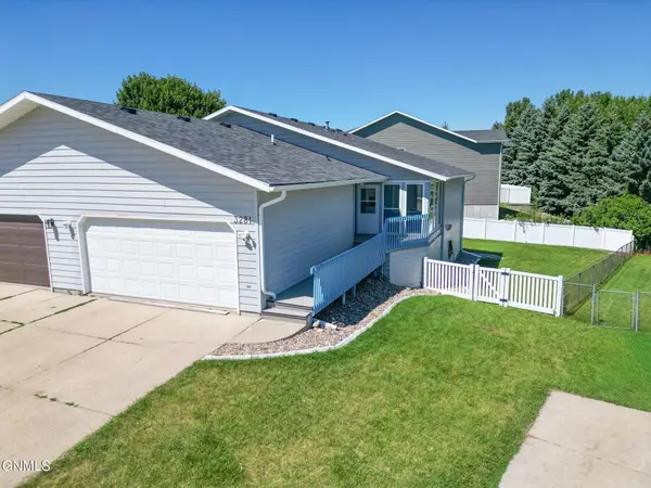 3281 Capitol Avenue E, Bismarck, ND 58501