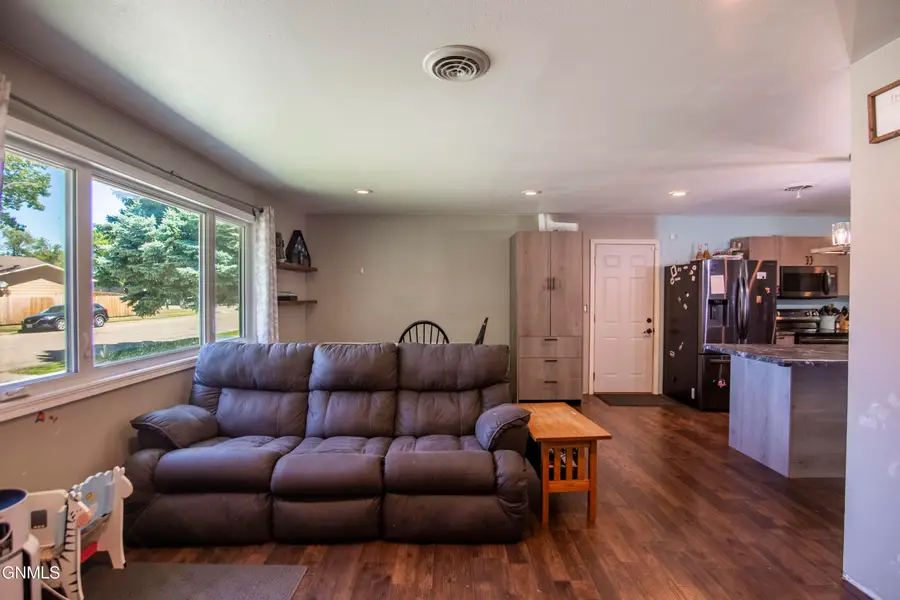 409 Birchwood Drive, Bismarck, ND 58504 - #3