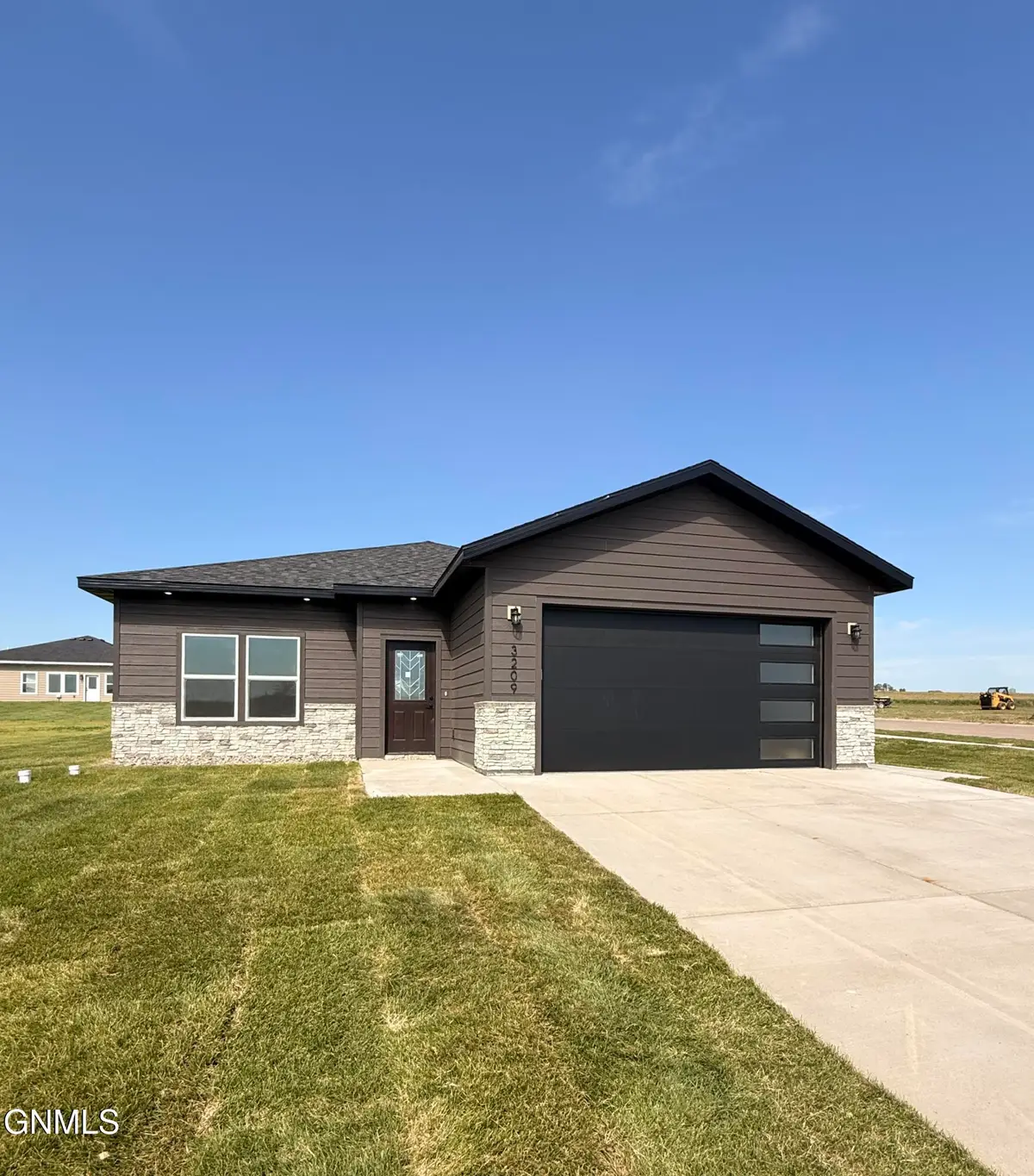 3209 27th Avenue W, Williston, ND 58801 - #1