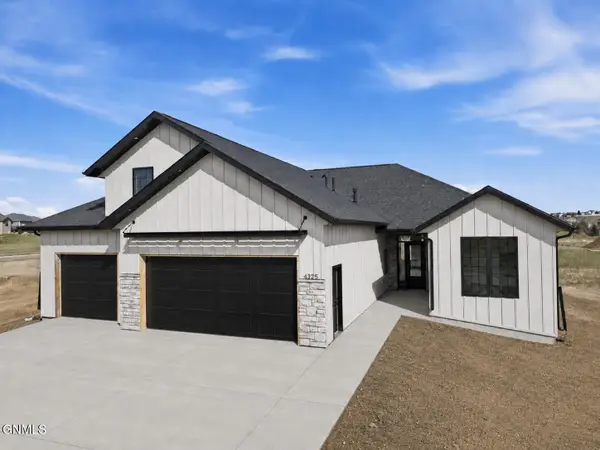 4325 Kites Lane, Bismarck, ND 58503