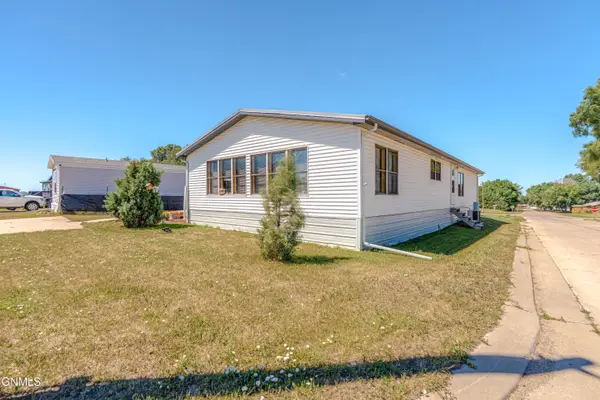 265 Partridge Lane, Lincoln, ND 58504