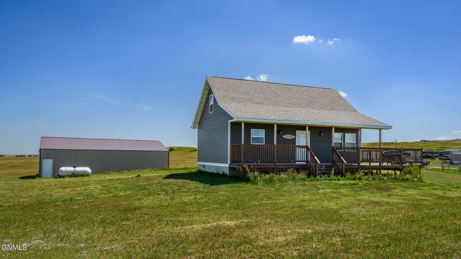 8184 Smelt Lane Sw, Linton, ND 58552 - #2
