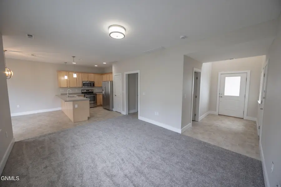 2804 27th Street W, Williston, ND 58801 - #2