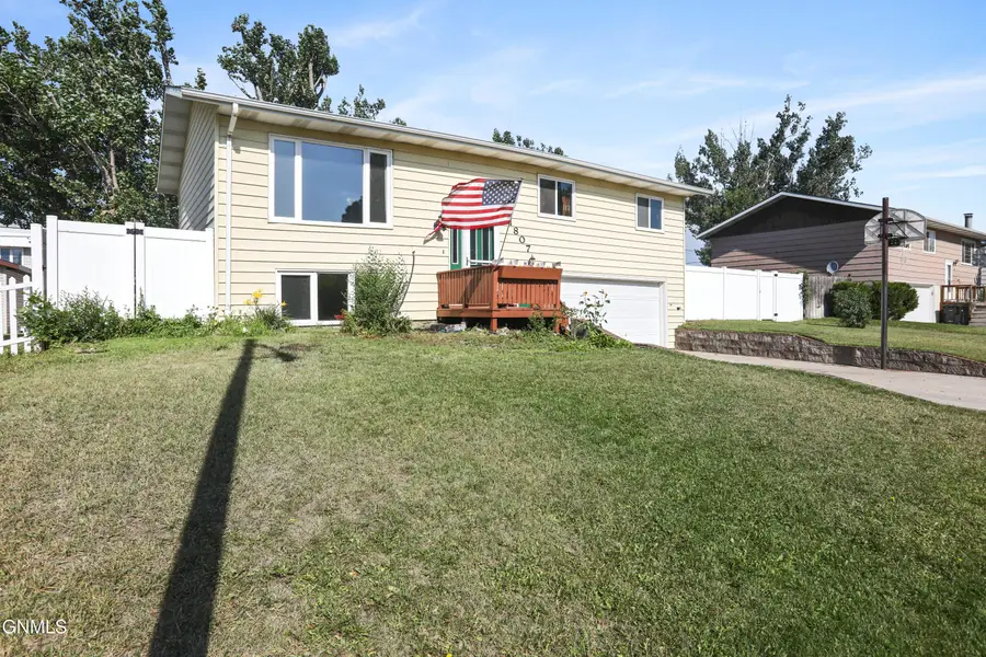 1807 8th Avenue E, Williston, ND 58801 - #3