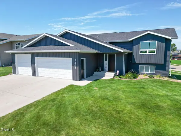 1401 6th Avenue Ne, Mandan, ND 58554