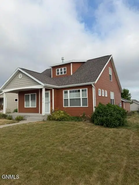 1018 Bremner Avenue, Bismarck, ND 58503 - #2