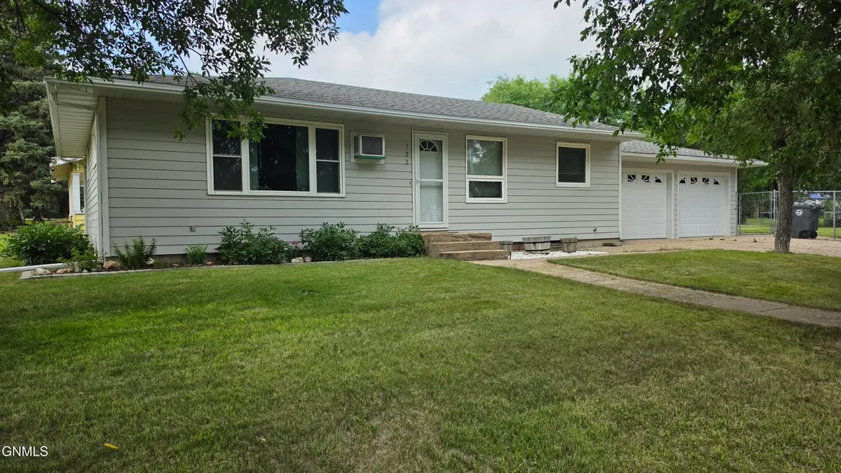 102 Robinson Street, Grenora, ND 58845 - #1