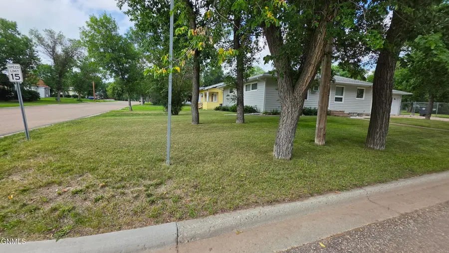 102 Robinson Street, Grenora, ND 58845 - #3