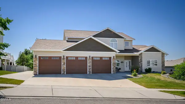 4905 Cornice Drive, Bismarck, ND 58503