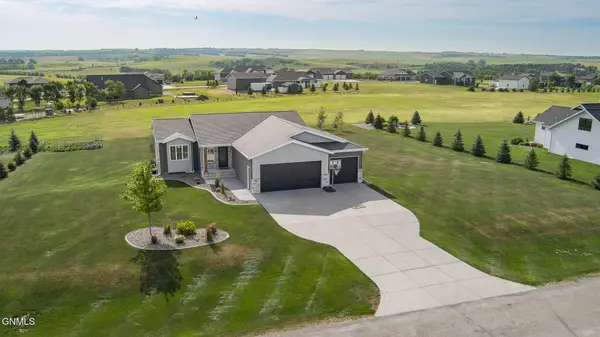 14559 Paniolo Way, Bismarck, ND 58503