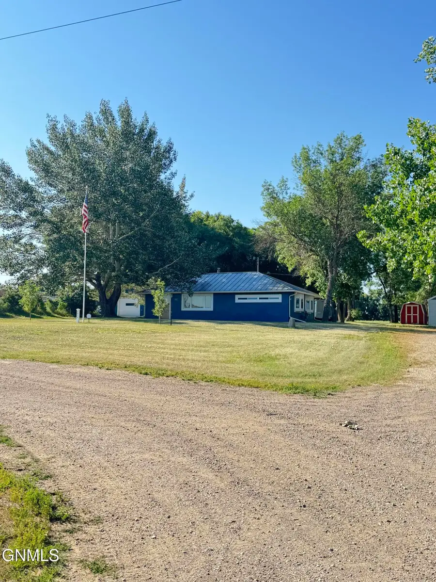 6011 Main Avenue, Bismarck, ND 58501 - #2