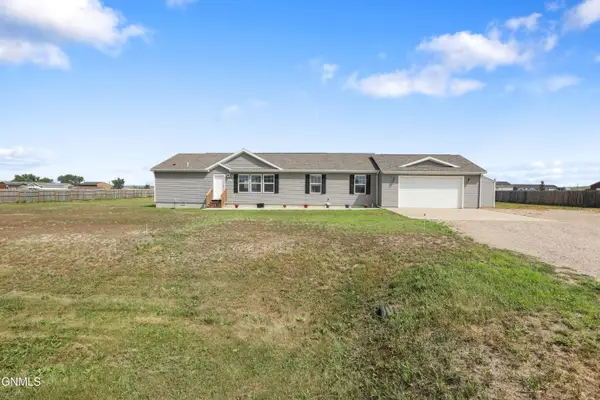 13351 Mountain Meadow Street, Williston, ND 58801
