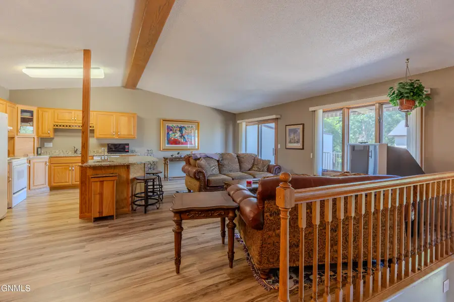 1102 Westwood Street, Bismarck, ND 58504 - #3