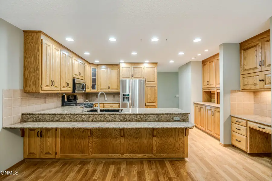 314 Aspen Avenue, Bismarck, ND 58503 - #3