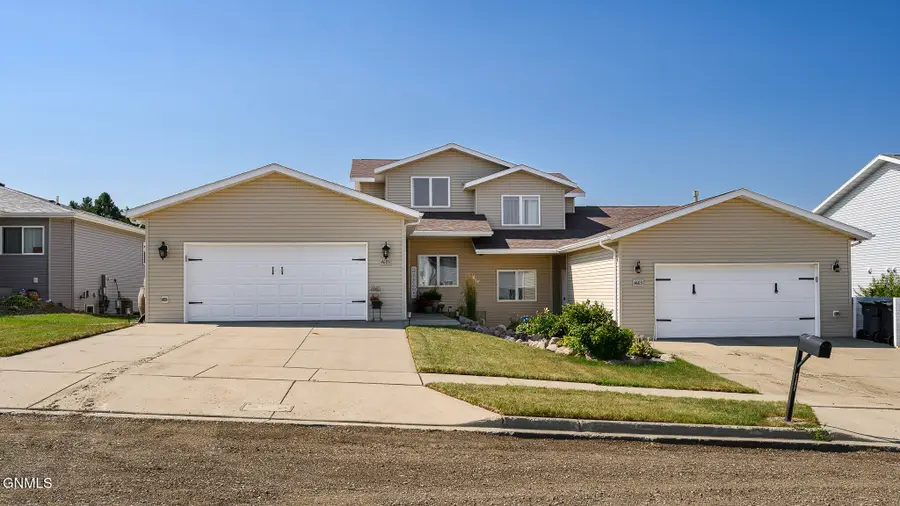 4601 Impala Court Nw, Mandan, ND 58554 - #3
