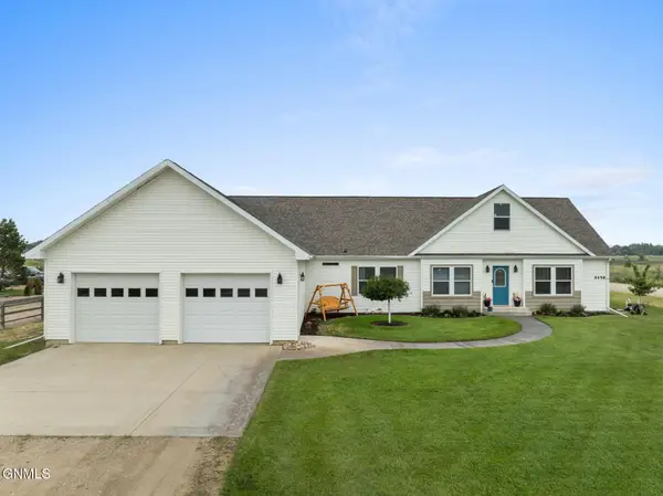 5458 Matthew Avenue, Williston, ND 58801