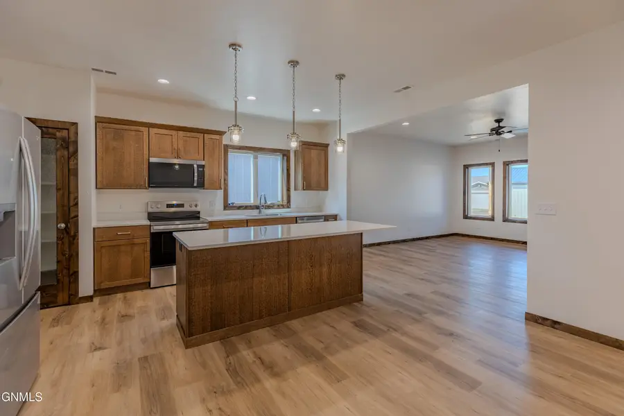 3516 Calgary Point, Bismarck, ND 58503 - #3