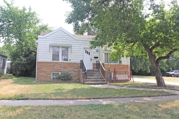 619 9th Street, Bismarck, ND 58501