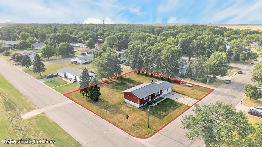 302 15th Street Se, Cooperstown, ND 58425 - #2