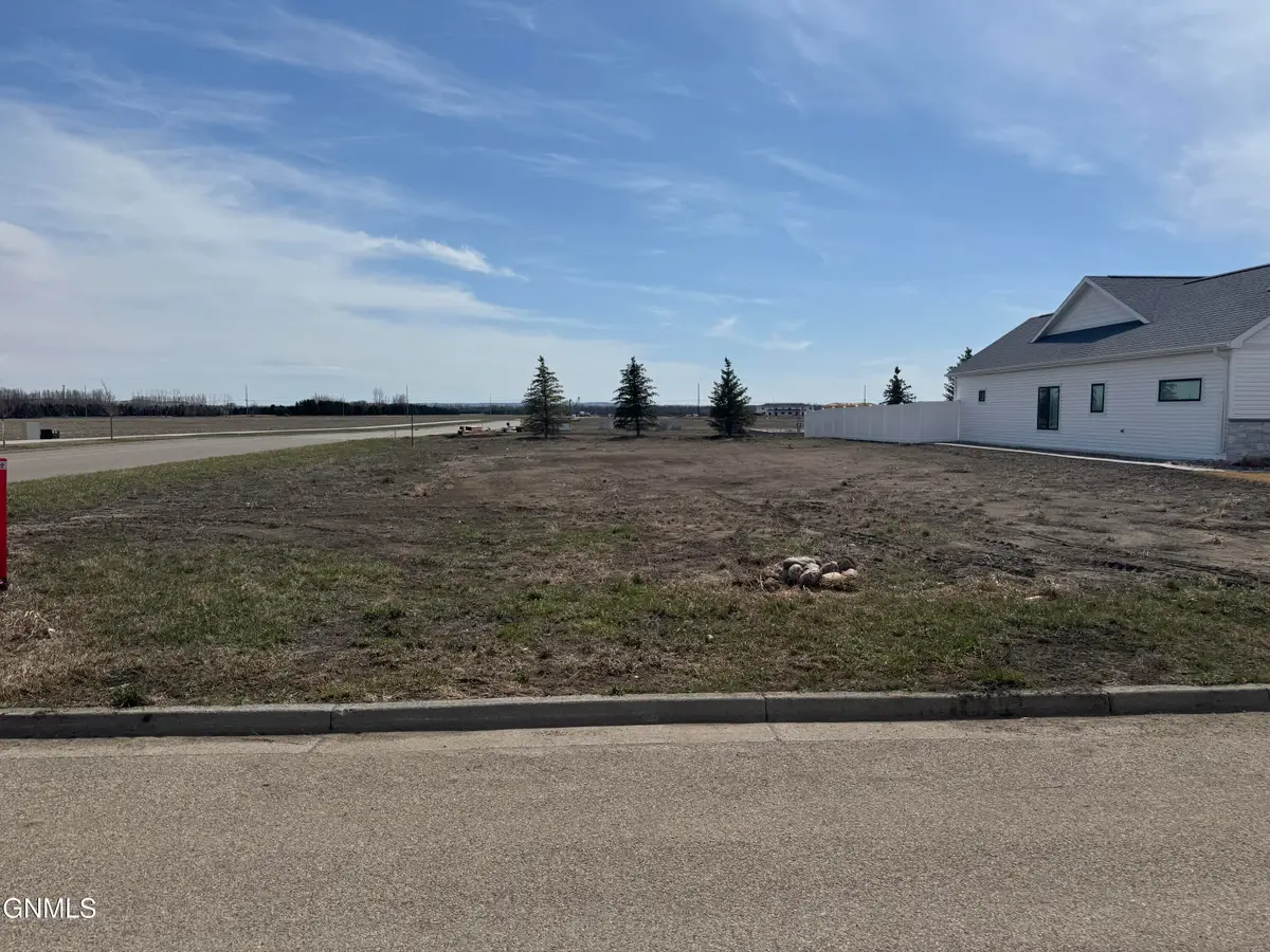 423 Lennox Drive, Bismarck, ND 58504 - #1