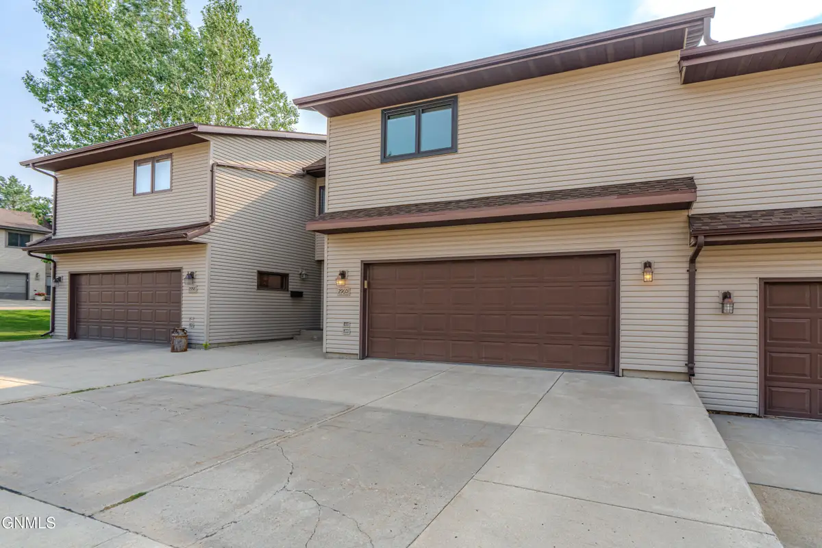 2960 Ontario Lane #6, Bismarck, ND 58503 - #1