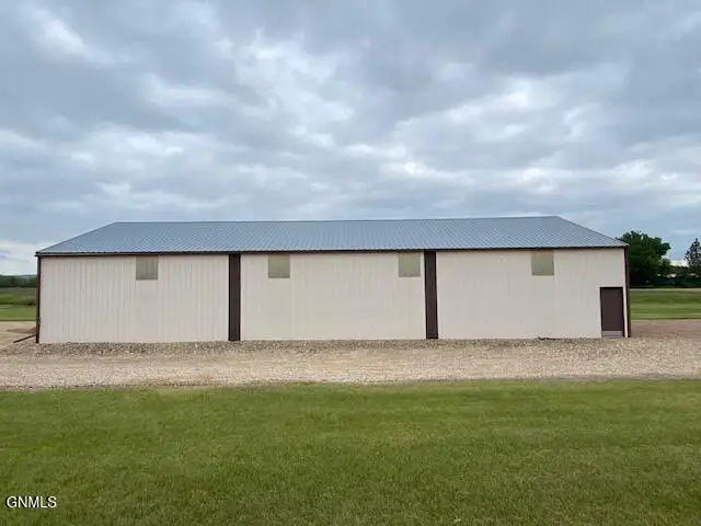 305 Main Street W, Golden Valley, ND 58541 - #3