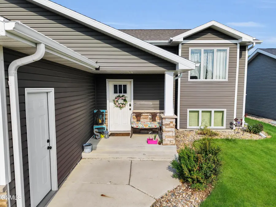 105 Marietta Drive, Bismarck, ND 58504 - #2