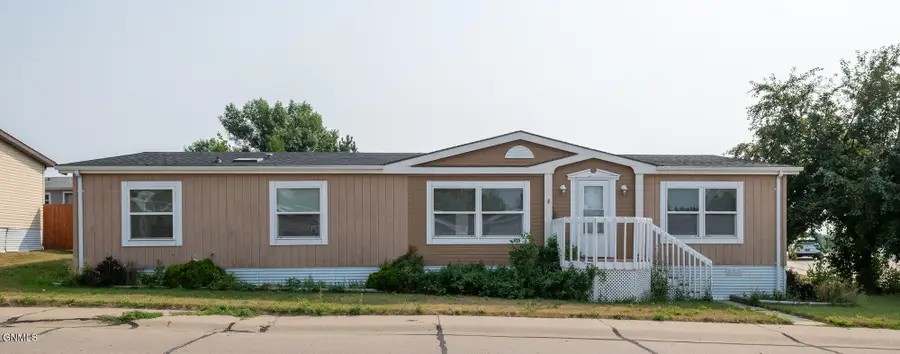4504 Camden Loop, Bismarck, ND 58503 - #2