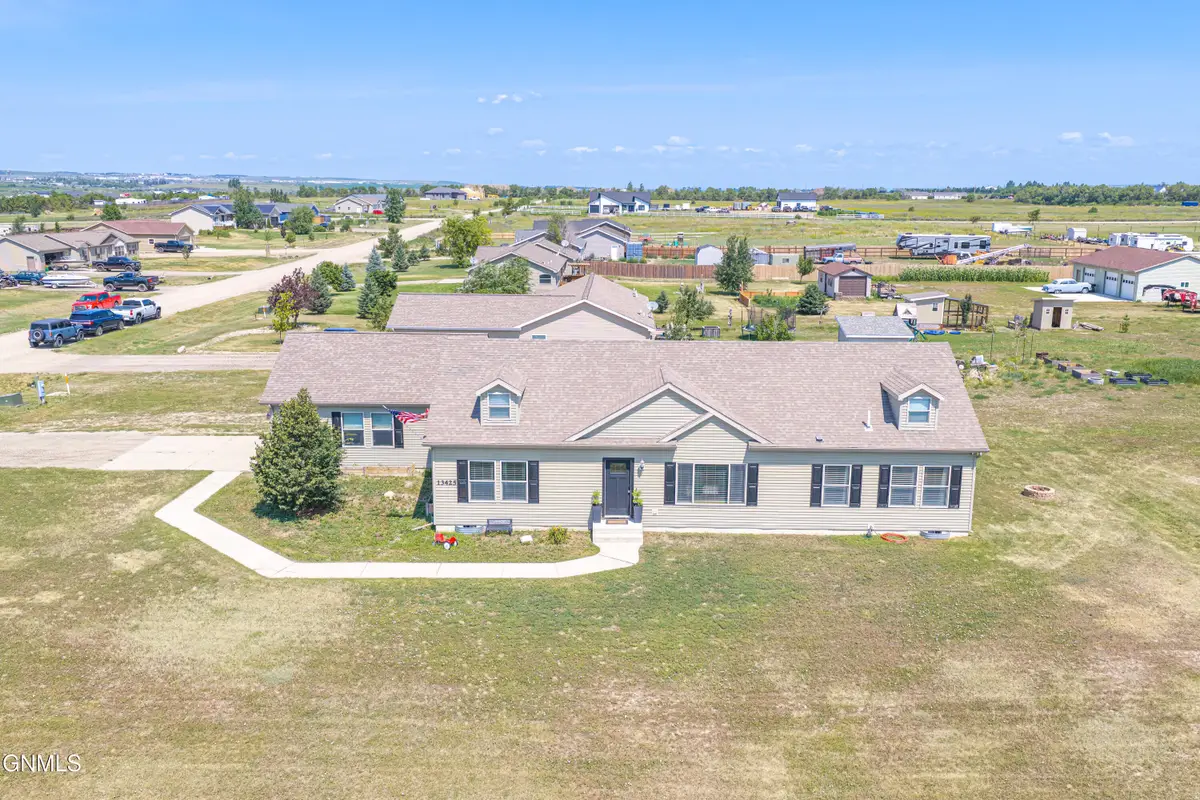 13425 Sarah Jane Street Nw, Williston, ND 58801 - #1