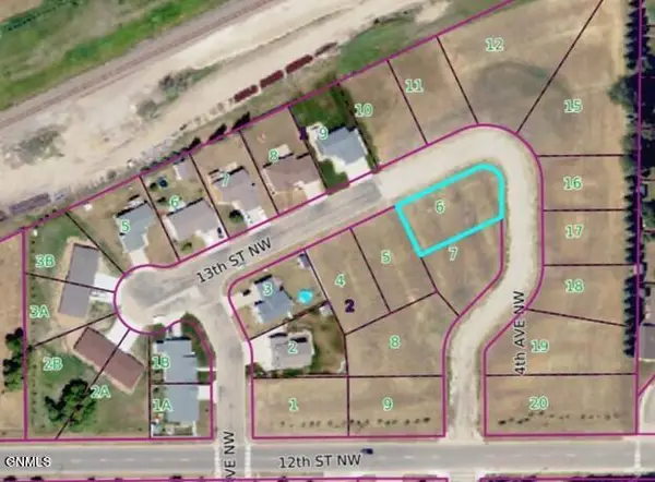 423 13th Street Nw, Valley City, ND 58072