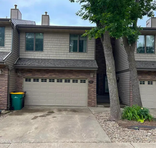103 W Ave A W, Bismarck, ND 58501
