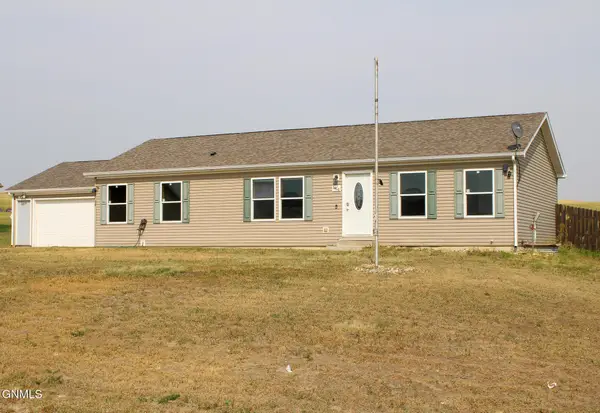 2608 Terrace View Drive, Watford City, ND 58854