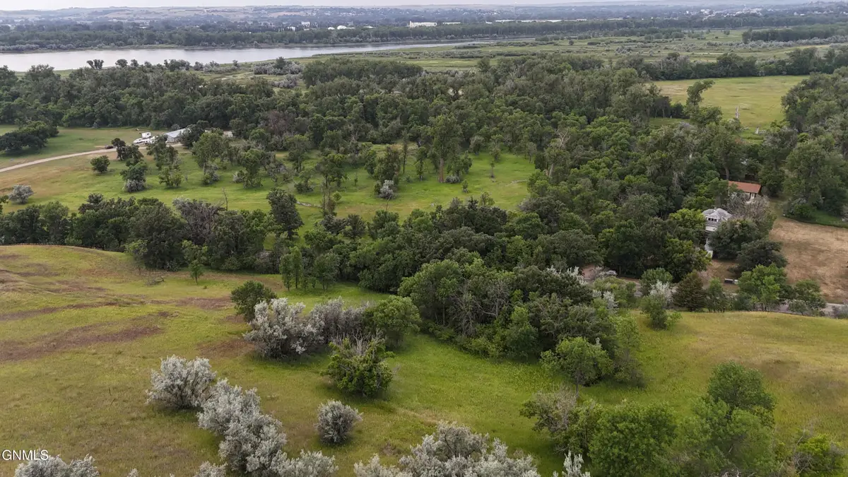 00 River Road, Bismarck, ND 58503 - #1