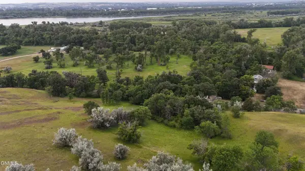 00 River Road, Bismarck, ND 58503