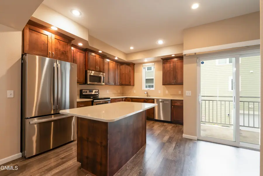 3207 Kenner Loop, Bismarck, ND 58504 - #2