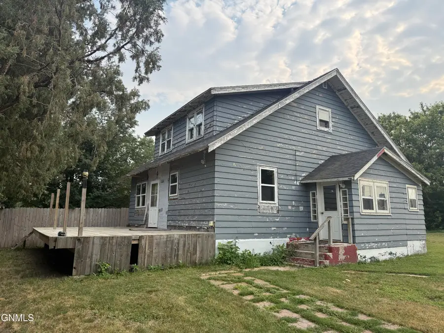 14 2nd Street Se, Stanley, ND 58784 - #2