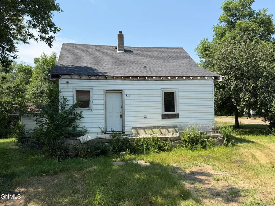 420 Main Street, Stanton, ND 58571 - #2