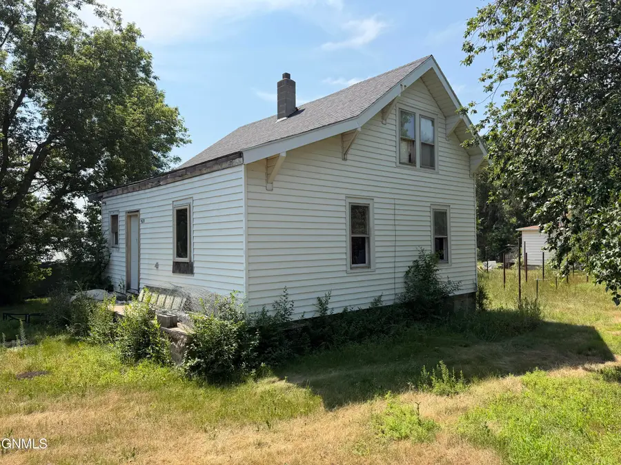 420 Main Street, Stanton, ND 58571 - #3