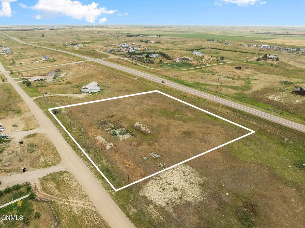 14719 Baxter Street, Williston, ND 58801 - #1