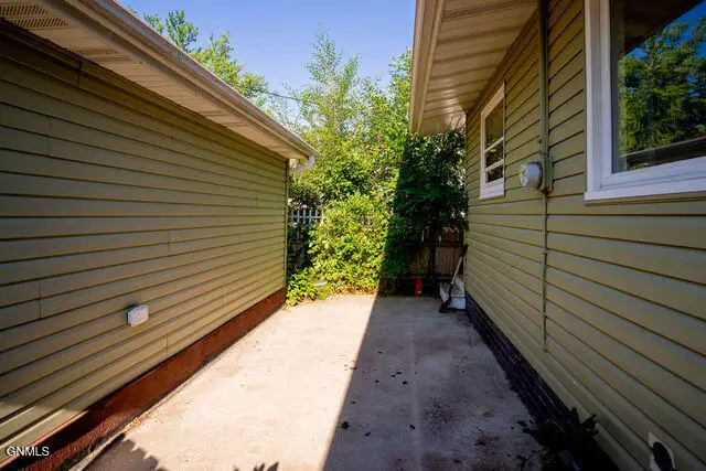 715 3rd Street Ne, Jamestown, ND 58401 - #3