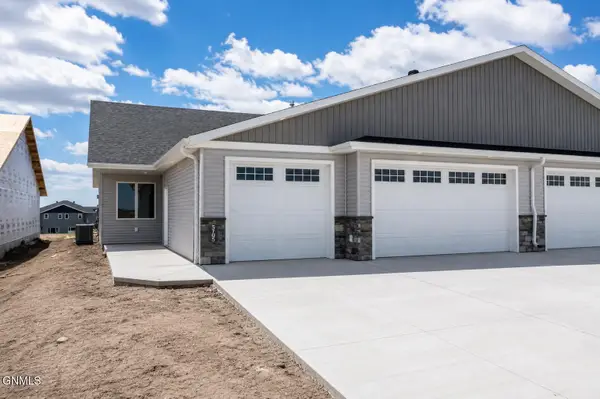 5705 Davies Drive, Bismarck, ND 58503